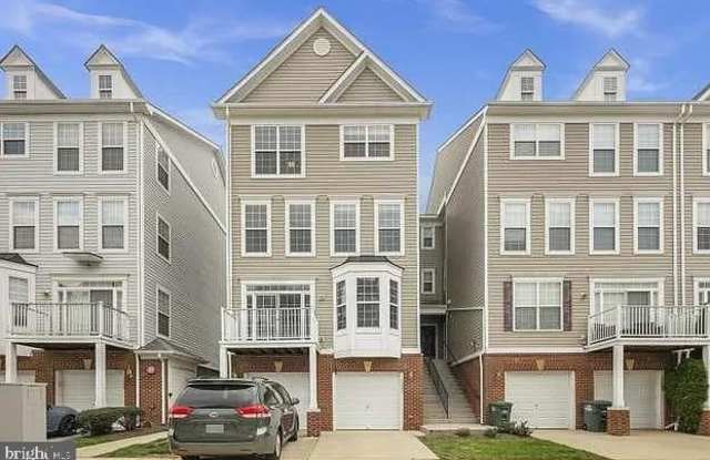 13667 VENTURI Lane photos photos