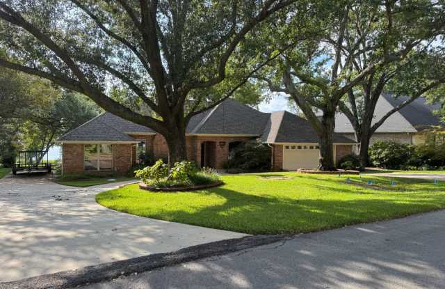 21184 Bay View Dr Gallery 4