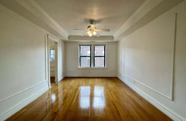 6332 North Rosebury Avenue 1W Gallery 3