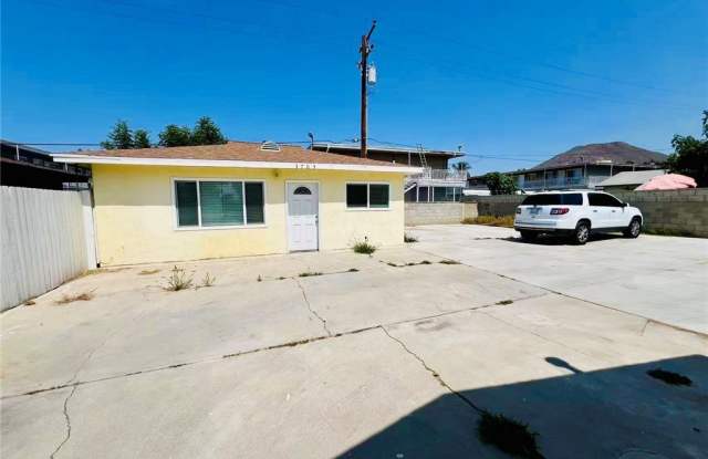 3705 Pioneer Dr photos photos