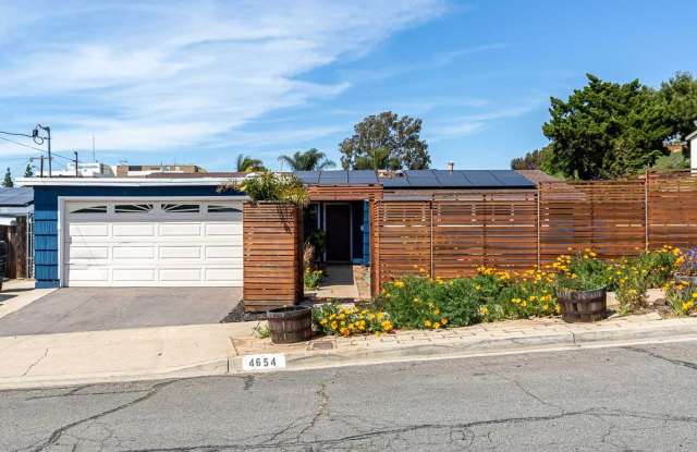 ** AMAZING ALLIED GARDENS 3/2 HOME 2 CAR GARAGE** SOLAR,=** PET FRIENDLY **AMAZING LOCATION**AC!!! *** - 4654 Glacier Avenue, San Diego, CA 92120