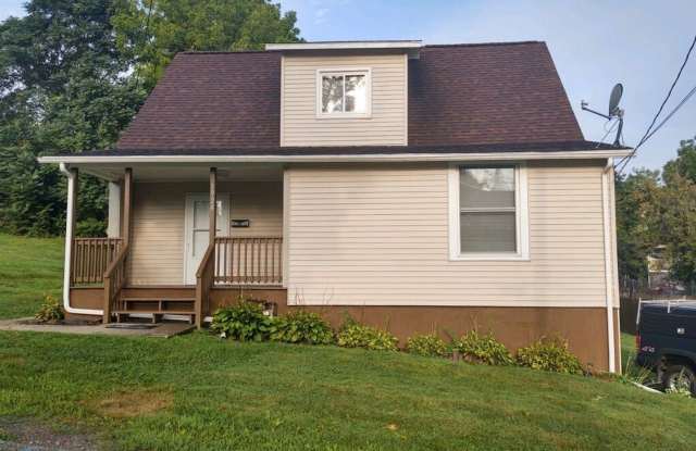 1924 Prospect - 1924 Prospect Street, South New Castle, PA 16102