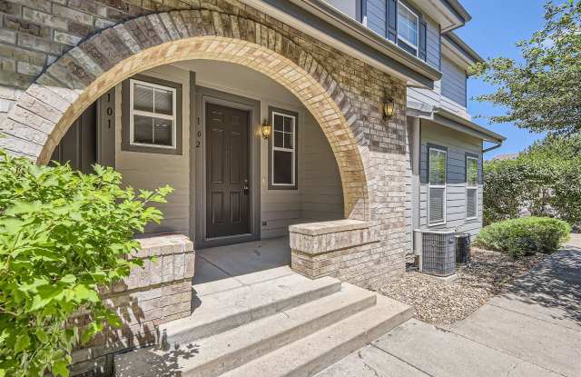 Newly Updated 3 Bedroom, 2 Bath Townhome In Prairie Ridge in the Saddle Rock Community! New paint, carpets and appliances! Cherry Creek Schools! photos photos
