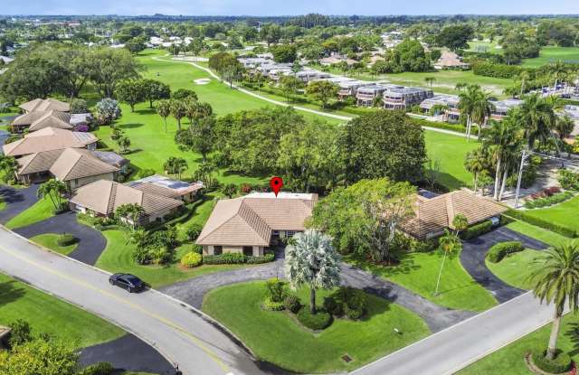 133 Clubhouse Boulevard photos photos