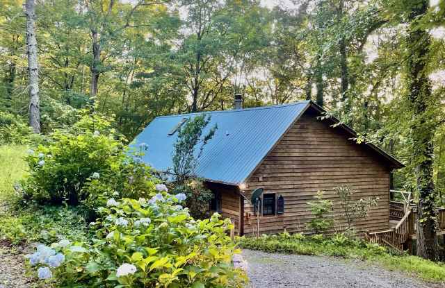 808 Mill Stone Mountain Lane photos photos