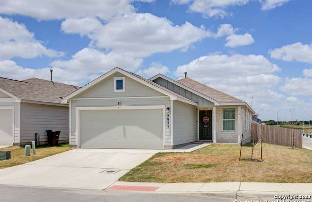 2935 Millikan Dr - 2935 Millikan Dr, Bexar County, TX 78109
