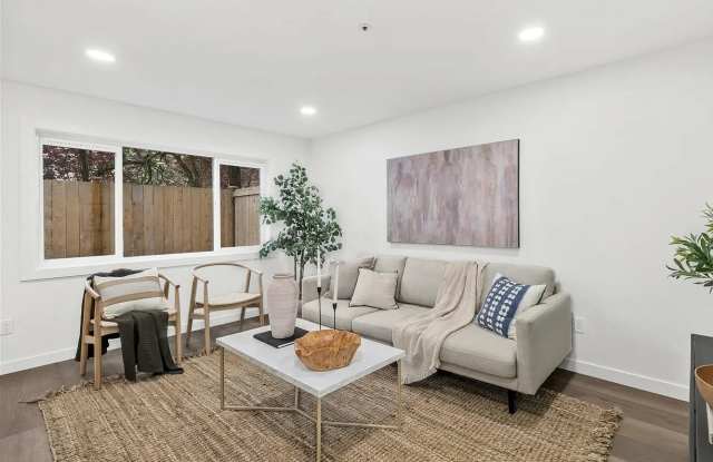 1505 West Casino Road Gallery 4