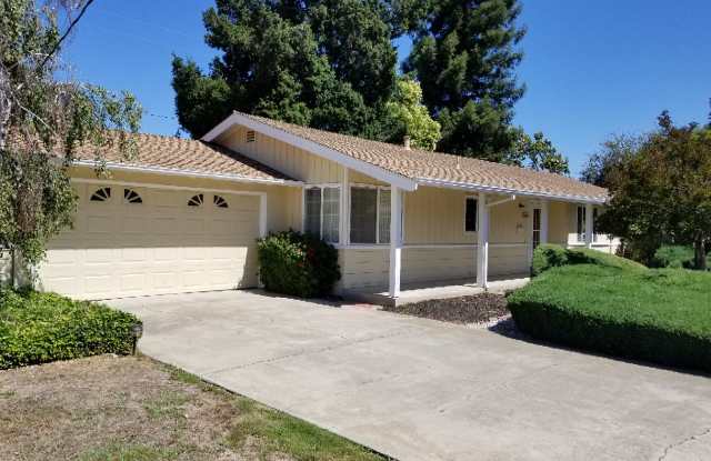 3 Bed 2 Bath, Single Family Home In Walnunt Creek photos photos