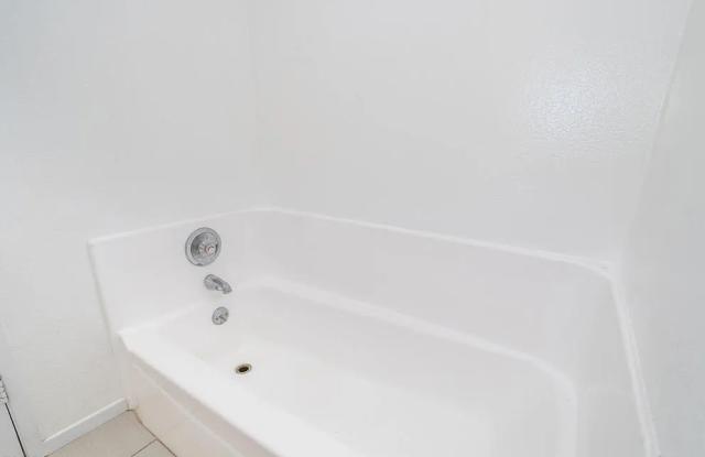 355 S Madison Ave Unit 109 photos photos