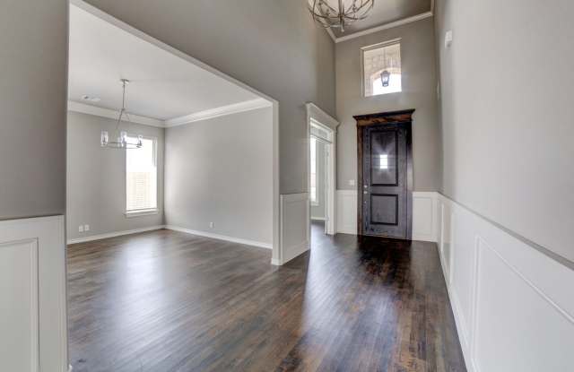 Jenks Luxury Living Gallery 4