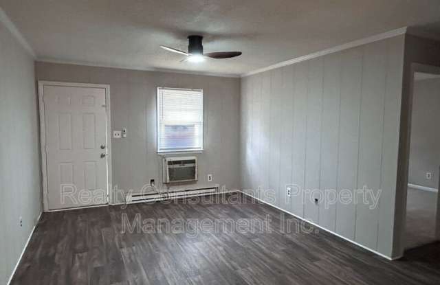 115 Cox Avenue Gallery 2