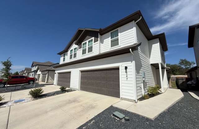 Want luxury living in Medina County...Look no further...Amanda Park is it! Gallery 2