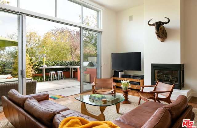 2217 Grand Canal photos photos