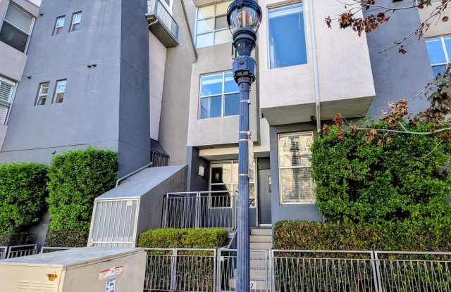 Walk-Up Townhouse in Downtown SD - Dual Master 2 Bed 3 Bath with Brand New Flooring! photos photos Walk-Up Townhouse in Downtown SD - Dual Master 2 Bed 3 Bath with Brand New Flooring! photos photos