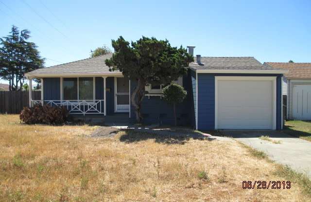 Newark Single Family Home now available! photos photos