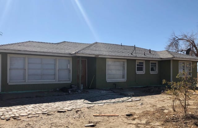 14552 E Ave K - 14552 East Avenue K, Los Angeles County, CA 93535