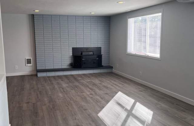 5622 35TH AVE E photos photos 5622 35TH AVE E photos photos