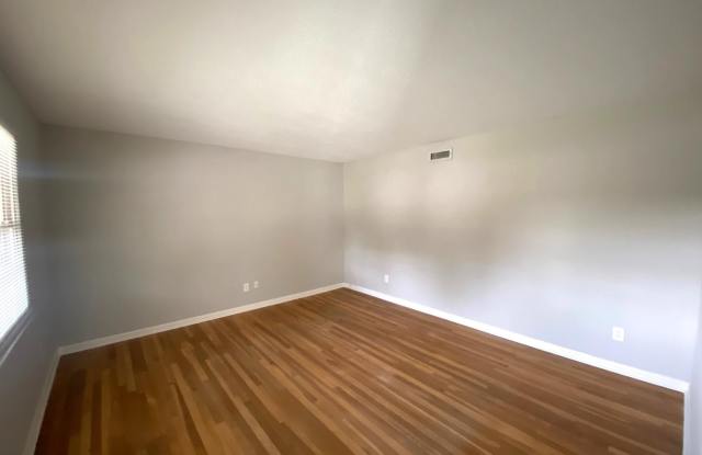 710 Mountain Gap Road Gallery 3