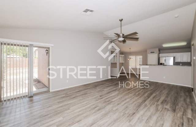 12514 West Lisbon Lane Gallery 3