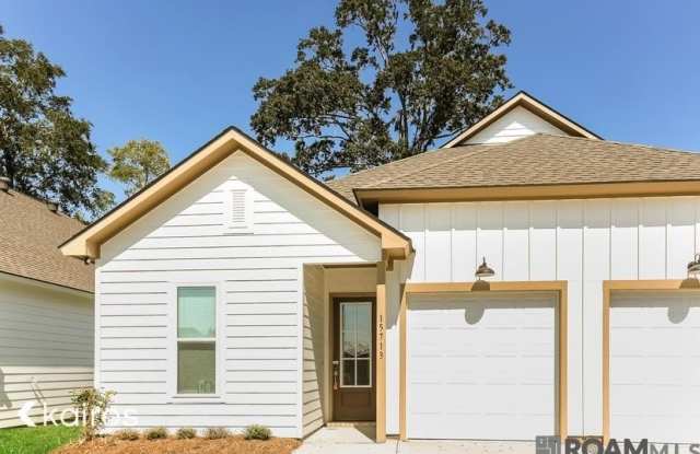 15713 Boothy Ln Gallery 1