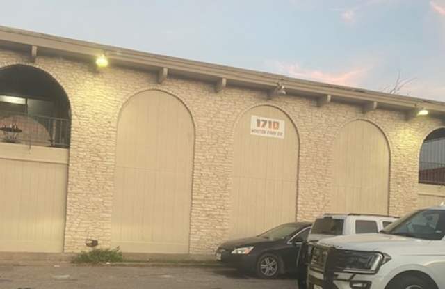 1710 Wooten Park Drive photos photos