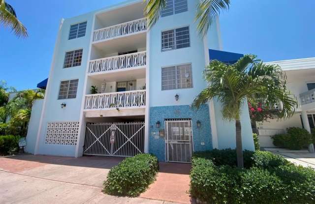 335 Collins Ave photos photos