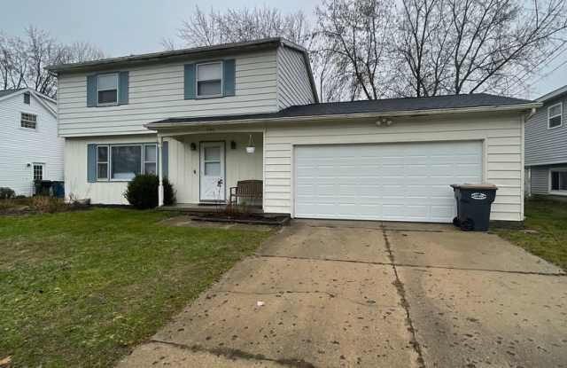 Spacious Two Story with 4 Bedrooms photos photos