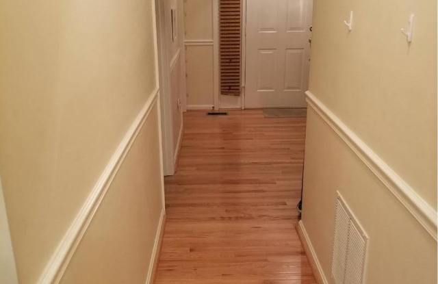 10105 GARDEN VALLEY COURT Gallery 2