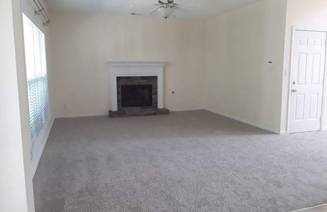 680 Millbrook Village Dr Gallery 4