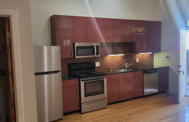 Ground floor Loft Efficiency 1/BA - 400 Copper Avenue Northwest, Albuquerque, NM 87102