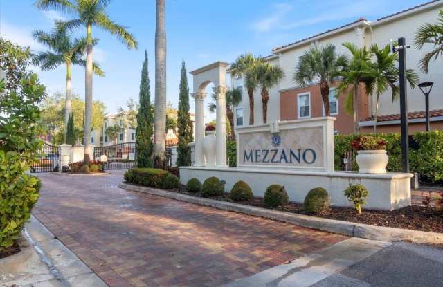 9849 BAYWINDS Drive Gallery 2