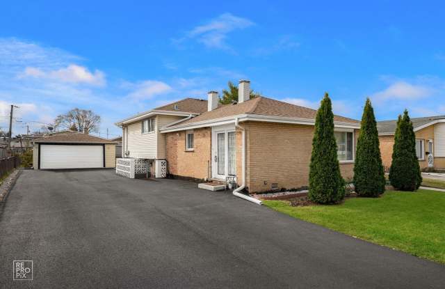 502 E Memorial Road photos photos