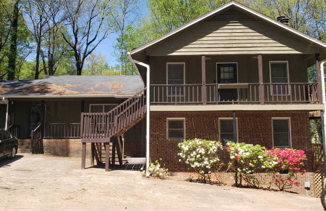 Charming 2br 1.5 near Downtown Cary! Available Now! photos photos