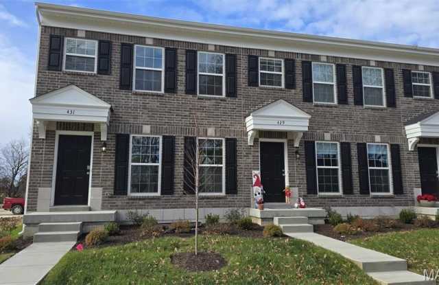 431 Sunset Hollow Dr - 431 Sunset Hollow Drive, St. Charles County, MO 63385