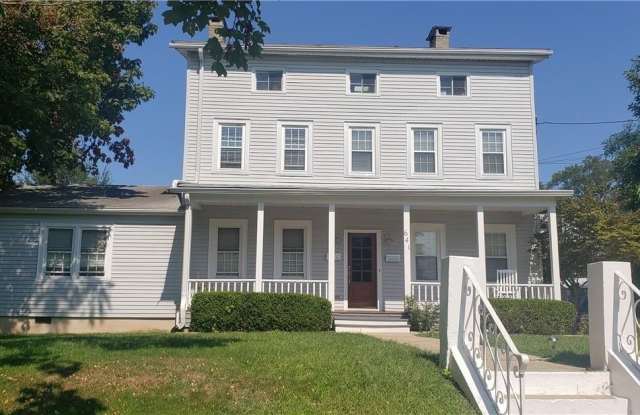 641 Hillside Avenue - 641 Hillside Avenue, Mamaroneck, NY 10543