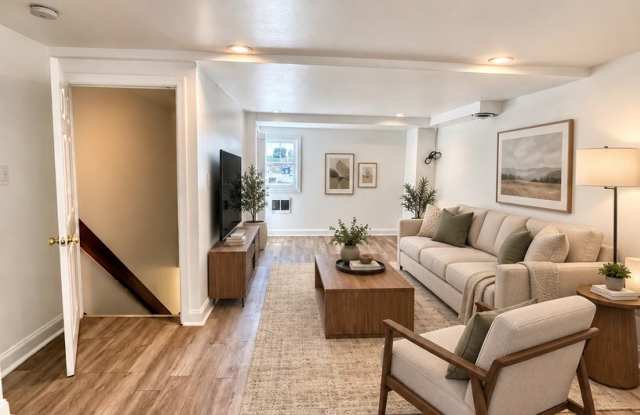 2213 N 33rd St (LO) Gallery 1