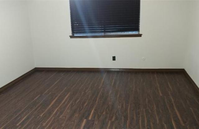 833 Barkridge Trail Gallery 3