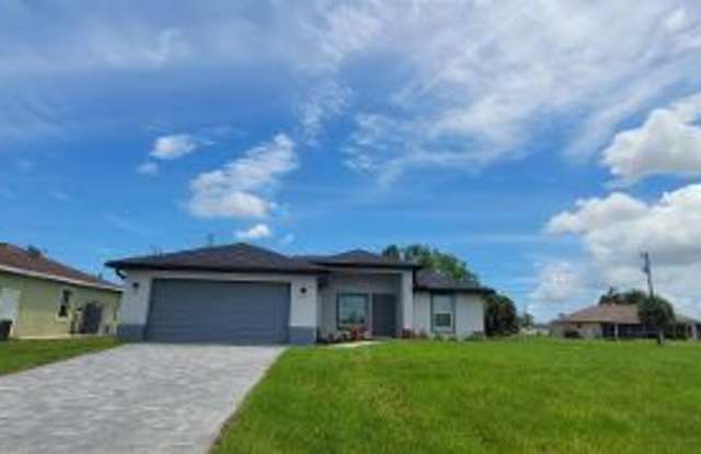 2022 Northeast 25th Terrace photos photos