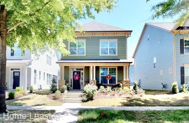 2610 Double Oaks Road - 2610 Double Oaks Rd, Charlotte, NC 28206