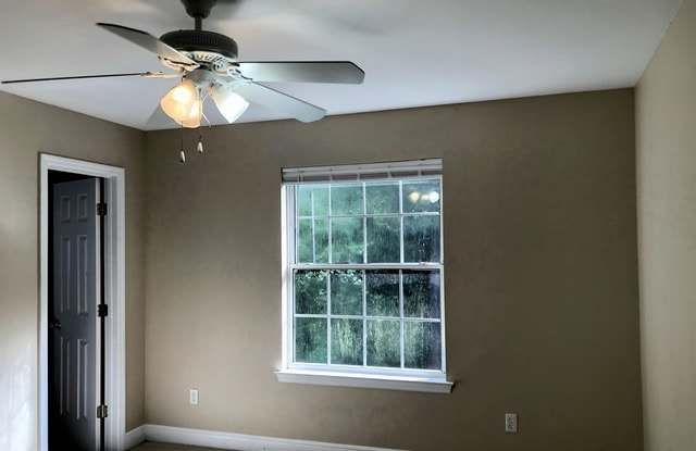 3261 Sawtooth Dr Gallery 2