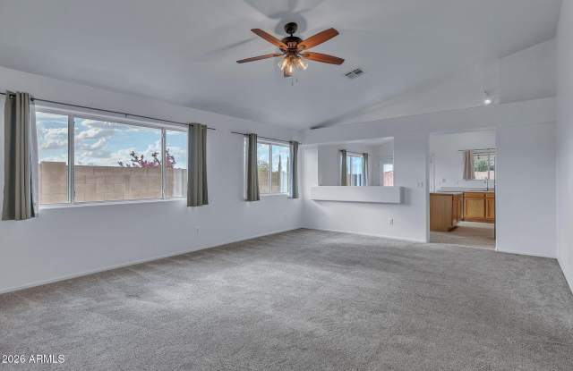 3072 W LONE CACTUS Drive Gallery 4