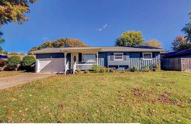 1809 S Elm Avenue photos photos