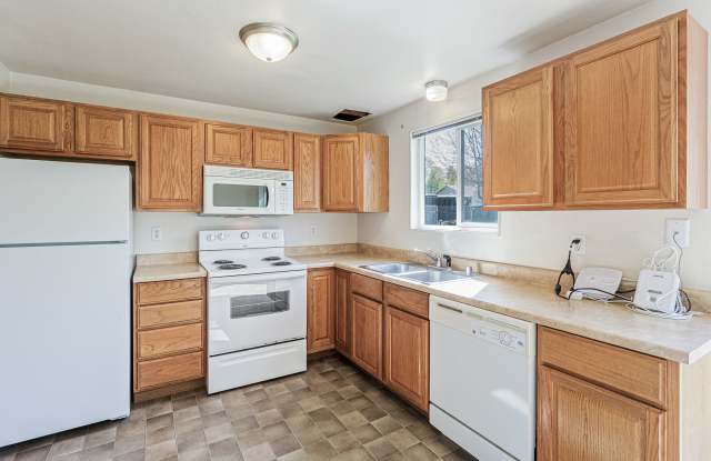428 1st Avenue North - 428 1st Avenue North, Algona, WA 98001