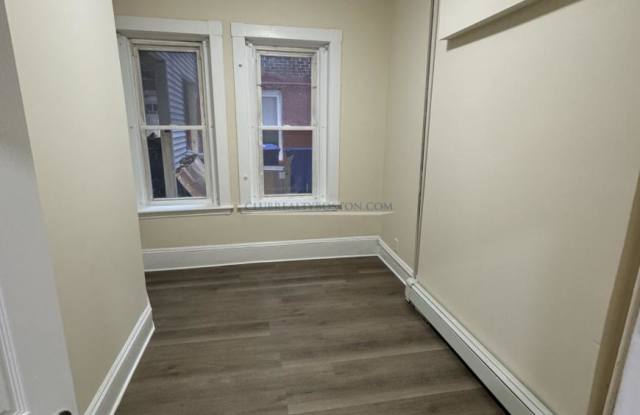 36 Bartlett Crescent Gallery 4