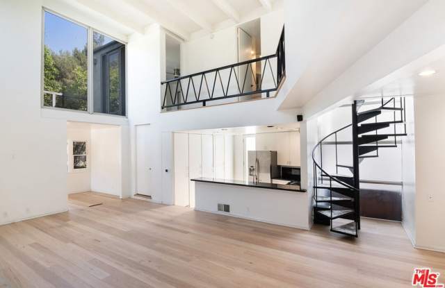 8051 Fareholm Dr - 8051 Fareholm Drive, Los Angeles, CA 90046