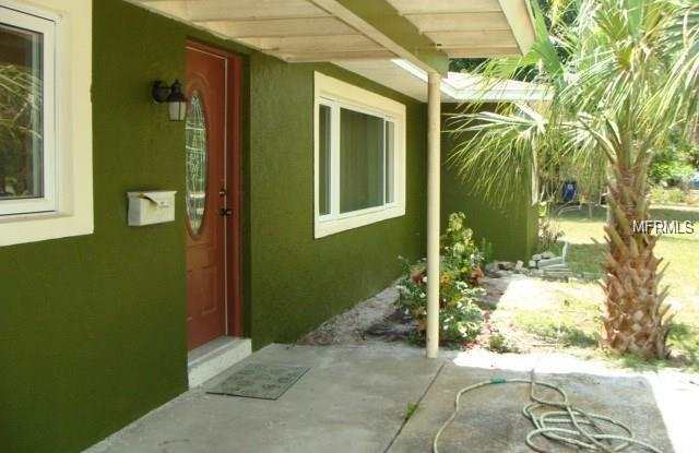 2400 FAIRWAY AVENUE S Gallery 3