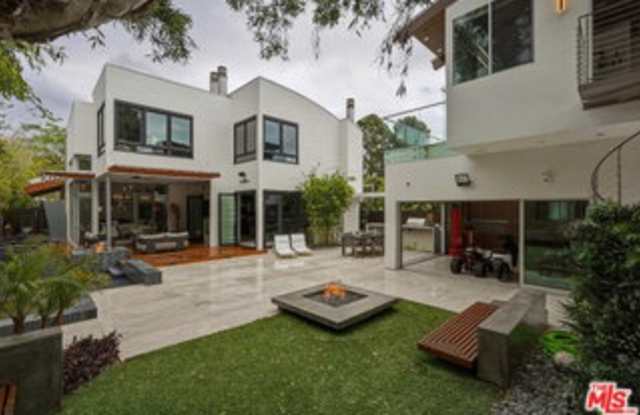 624 23rd Street - 624 23rd Street, Santa Monica, CA 90402