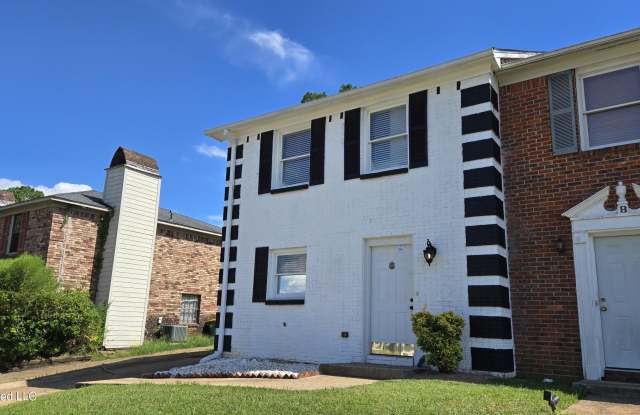 933 Glastonbury Circle - 933 Glastonbury Circle, Ridgeland, MS 39157