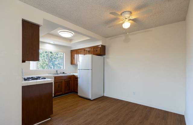 2-Bedroom + 1 Bathroom Apartment | Dunes Place | Oxnard | Unfurnished Gallery 4