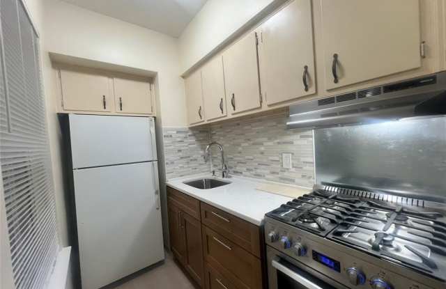 239 Crescent Lane 1 photos photos